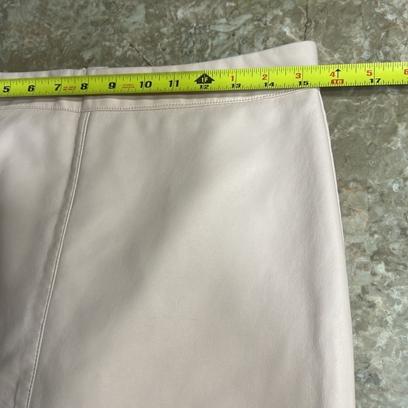 RW & CO skirt sz 8 vegan leather,pencil skirt, midi length , exc cond - Picture 7 of 10